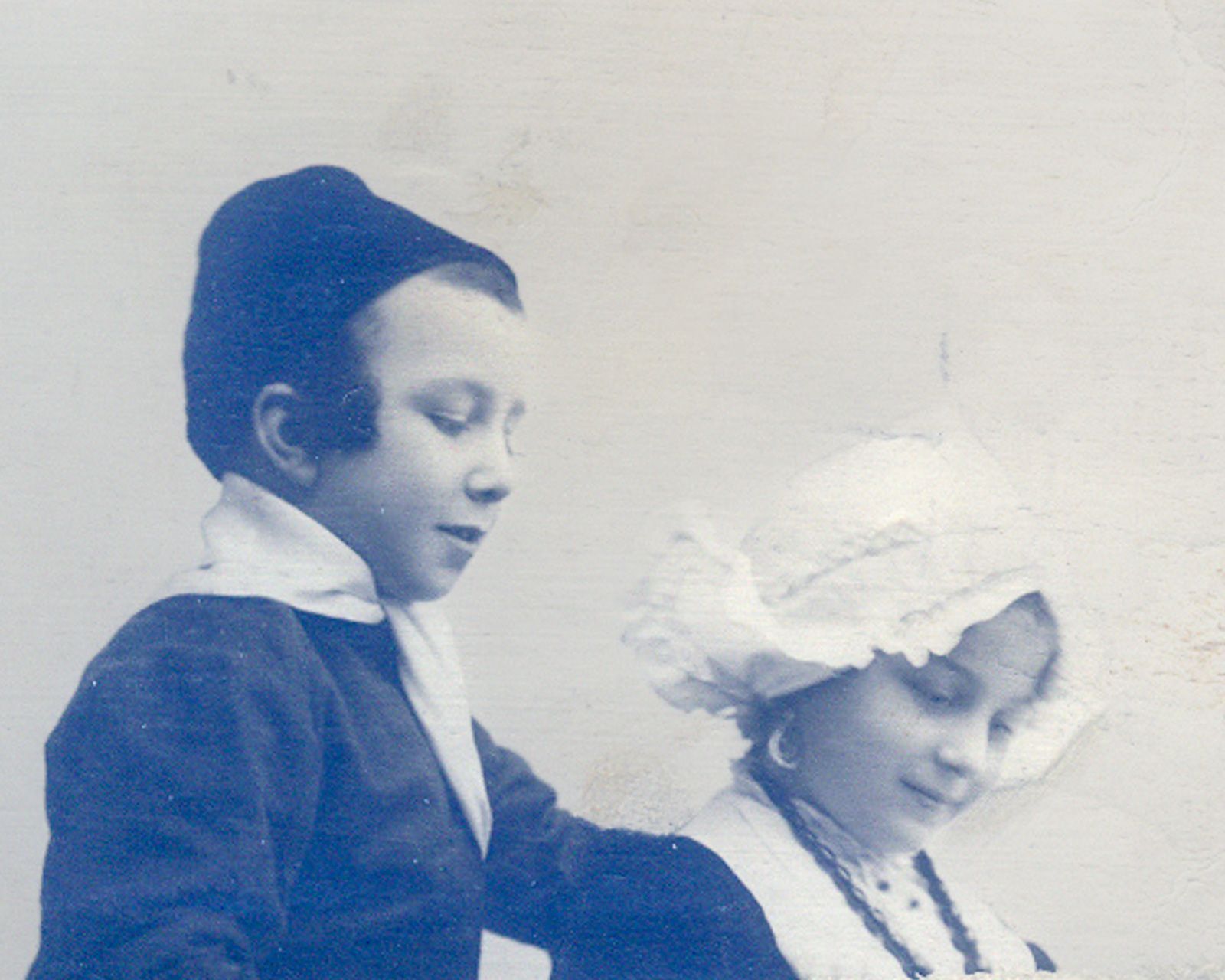 Mi madre con Fidel Mantilla -sobre 1914-